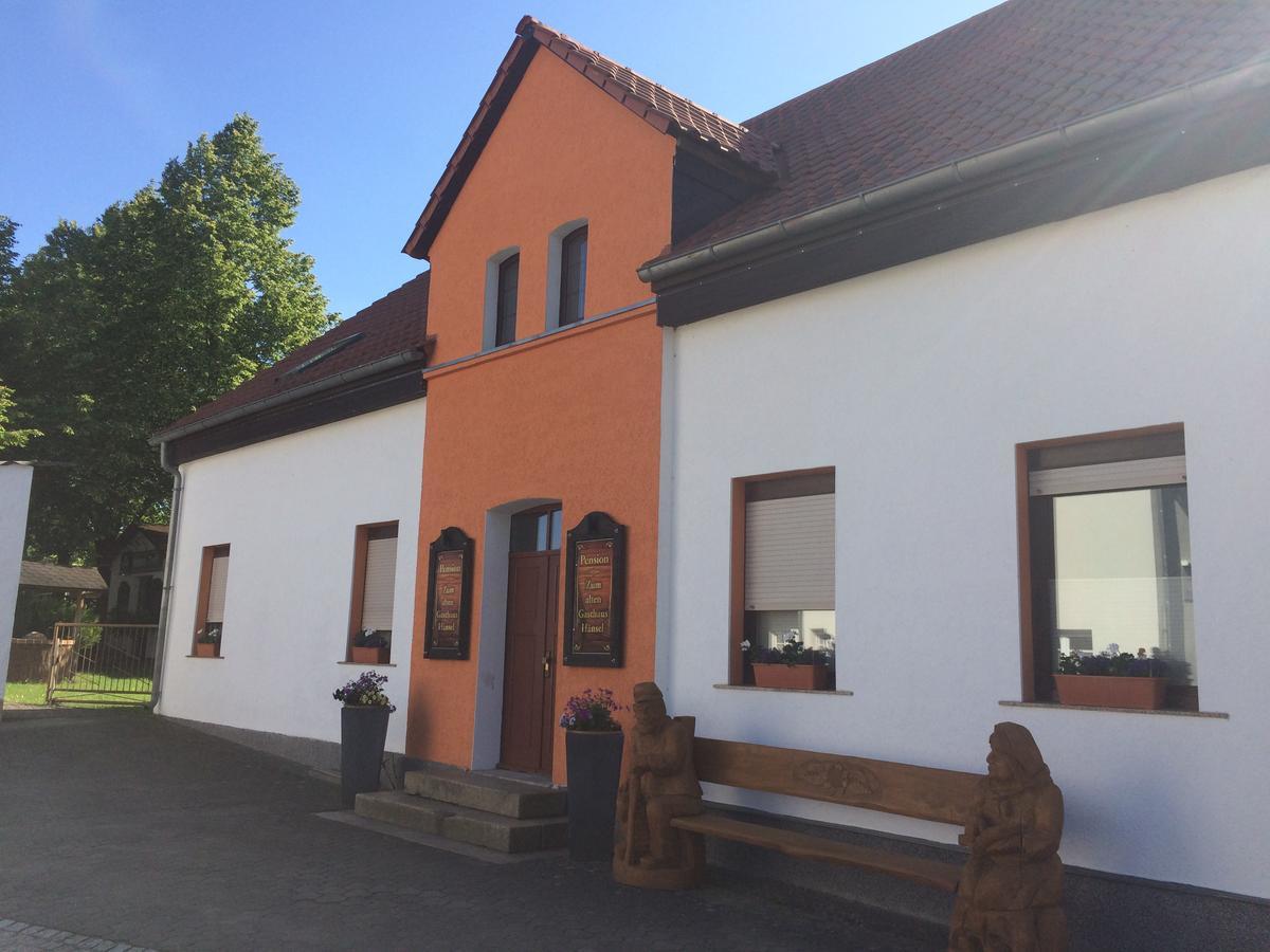 Pension Zum Alten Gasthaus Haensel Krauschwitz Zewnętrze zdjęcie